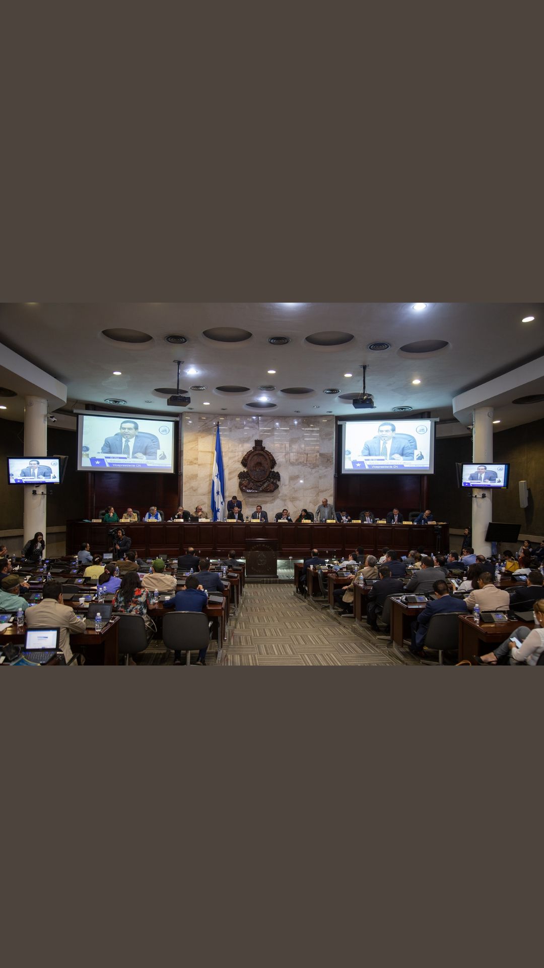 El Congreso Nacional sesionó solo 29 horas en tres meses y gastó más de 133 millones